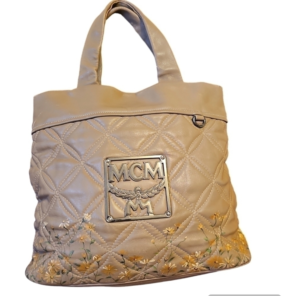 MCM QUILTED HANDBAG